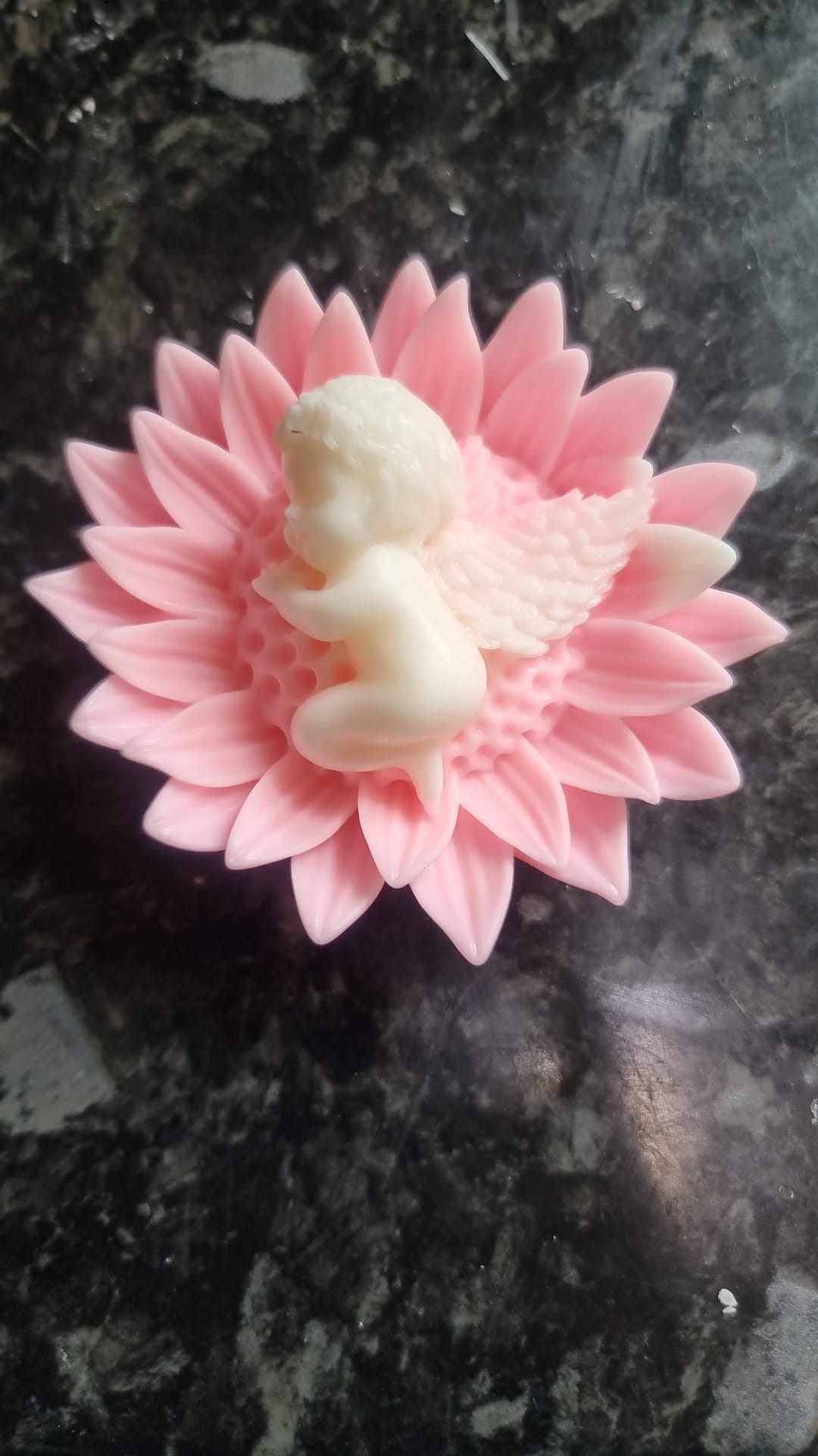 Lotus Dream Angel (Candle)