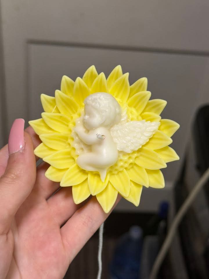 Lotus Dream Angel (Candle)